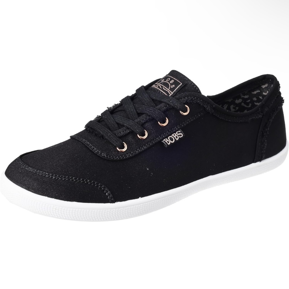 Sketchers Bobs black slip on shoes (Women’s 7.5)